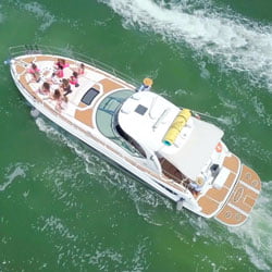 bbeach-caribbean-yacht-rentals-luxury-ATENEA